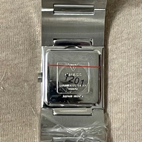 Guess Watch - Picture 4 of 7